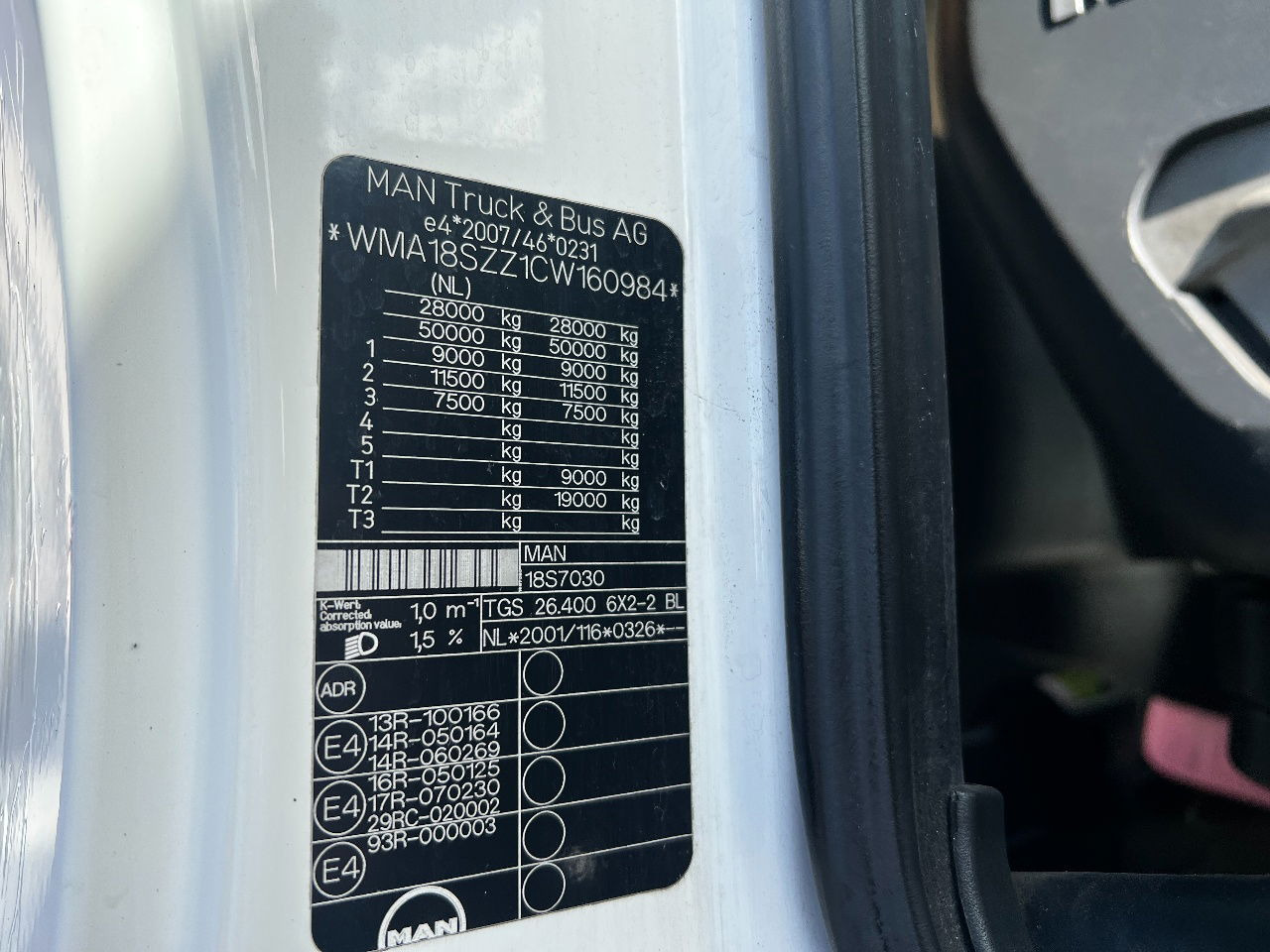 Plachtový nákladní auto MAN TGS 26.400 6x2, Euro 5: obrázek 13