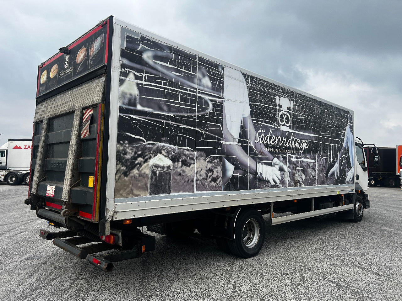 Volvo FL 12.240 Euro 5, NL truck - Skříňový nákladní auto: obrázek 3 Volvo FL 12.240 Euro 5, NL truck - Skříňový nákladní auto: obrázek 3