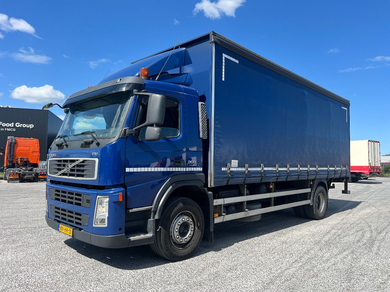 Volvo FM 9.300 Bordwanden, Euro 5 - Plachtový nákladní auto: obrázek 1 Volvo FM 9.300 Bordwanden, Euro 5 - Plachtový nákladní auto: obrázek 1