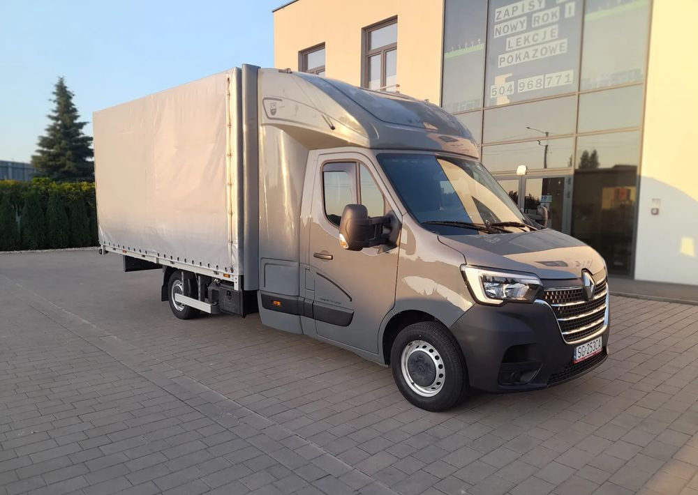 Renault Master - Plachtová dodávka: obrázek 4 Renault Master - Plachtová dodávka: obrázek 4
