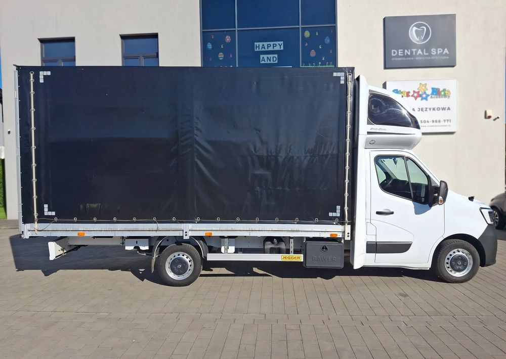 Renault Master - Plachtová dodávka: obrázek 4 Renault Master - Plachtová dodávka: obrázek 4