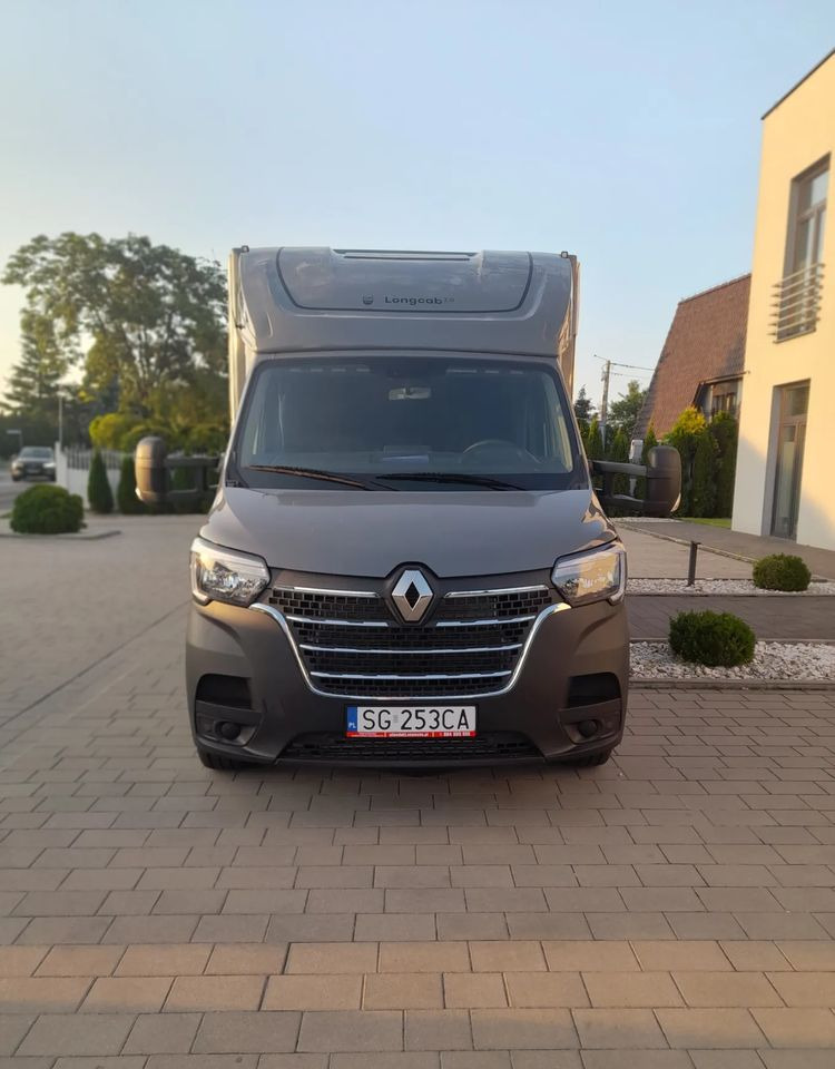 Renault Master - Plachtová dodávka: obrázek 2 Renault Master - Plachtová dodávka: obrázek 2
