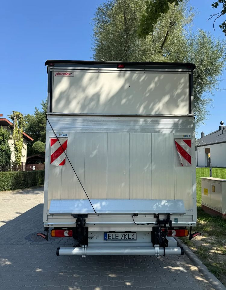 Renault Master - Plachtová dodávka: obrázek 4 Renault Master - Plachtová dodávka: obrázek 4