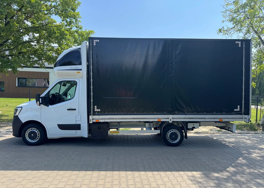 Renault Master - Plachtová dodávka: obrázek 4 Renault Master - Plachtová dodávka: obrázek 4