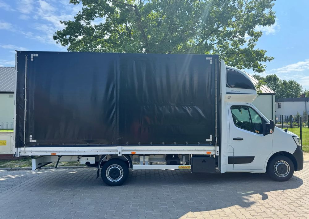 Renault Master - Plachtová dodávka: obrázek 4 Renault Master - Plachtová dodávka: obrázek 4