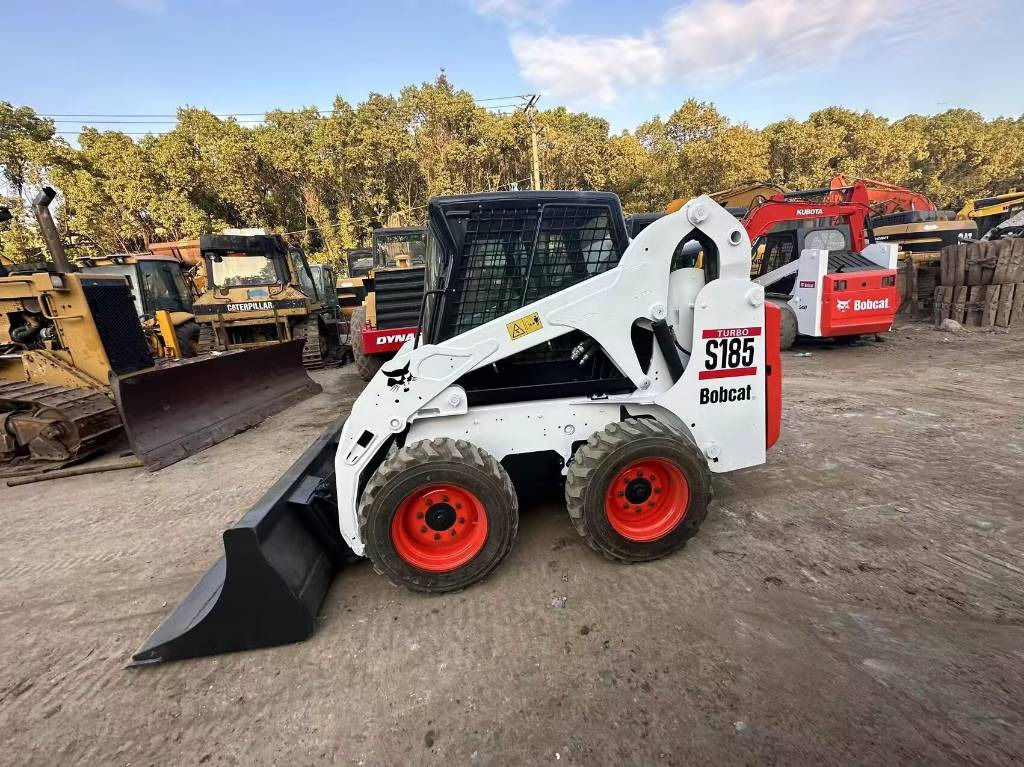 Bobcat S 185 - Smykový nakladač: obrázek 3 Bobcat S 185 - Smykový nakladač: obrázek 3
