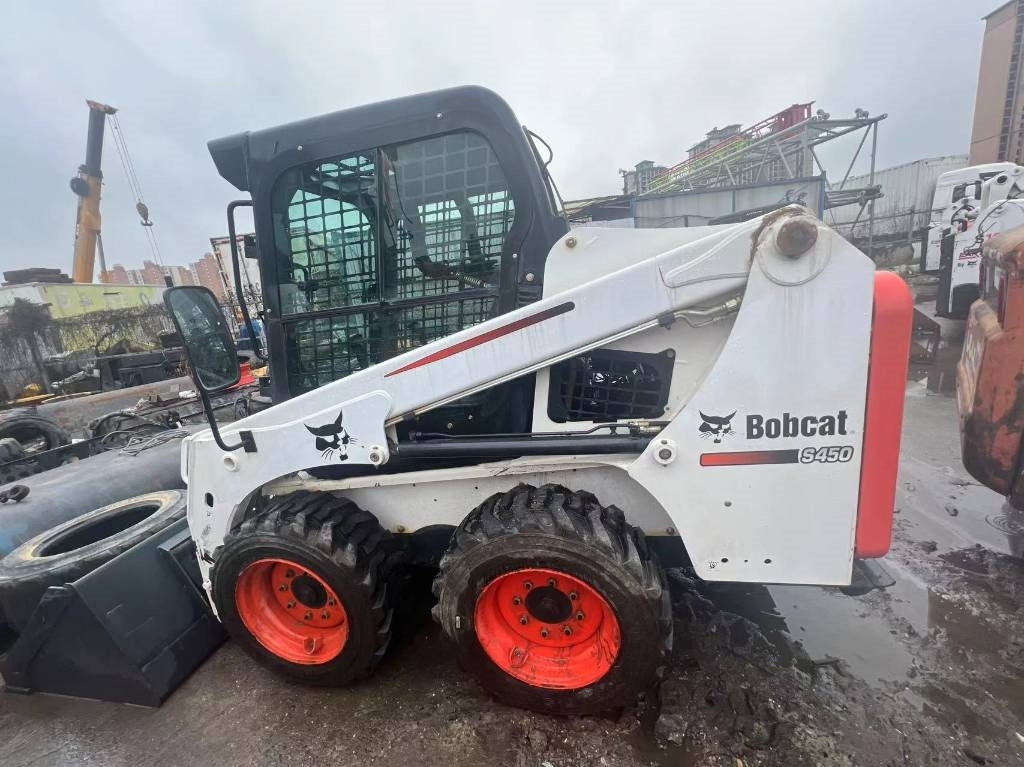 Bobcat S 450 - Pásové rýpadlo: obrázek 5 Bobcat S 450 - Pásové rýpadlo: obrázek 5