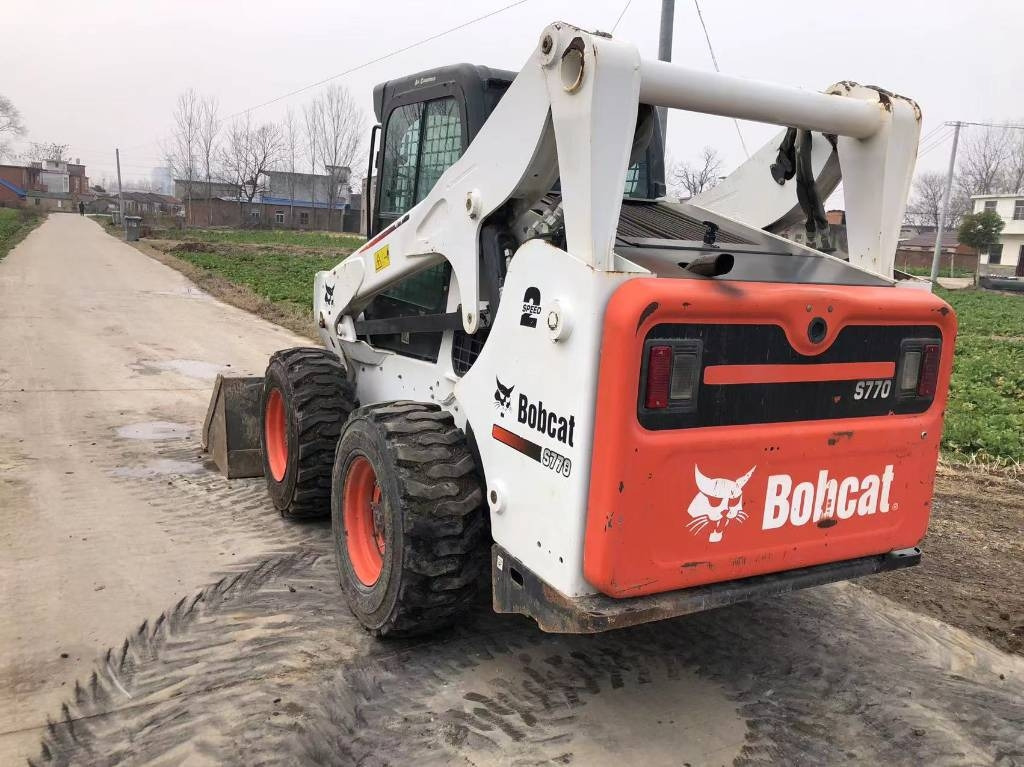 Bobcat T 770 - Smykový nakladač: obrázek 1 Bobcat T 770 - Smykový nakladač: obrázek 1
