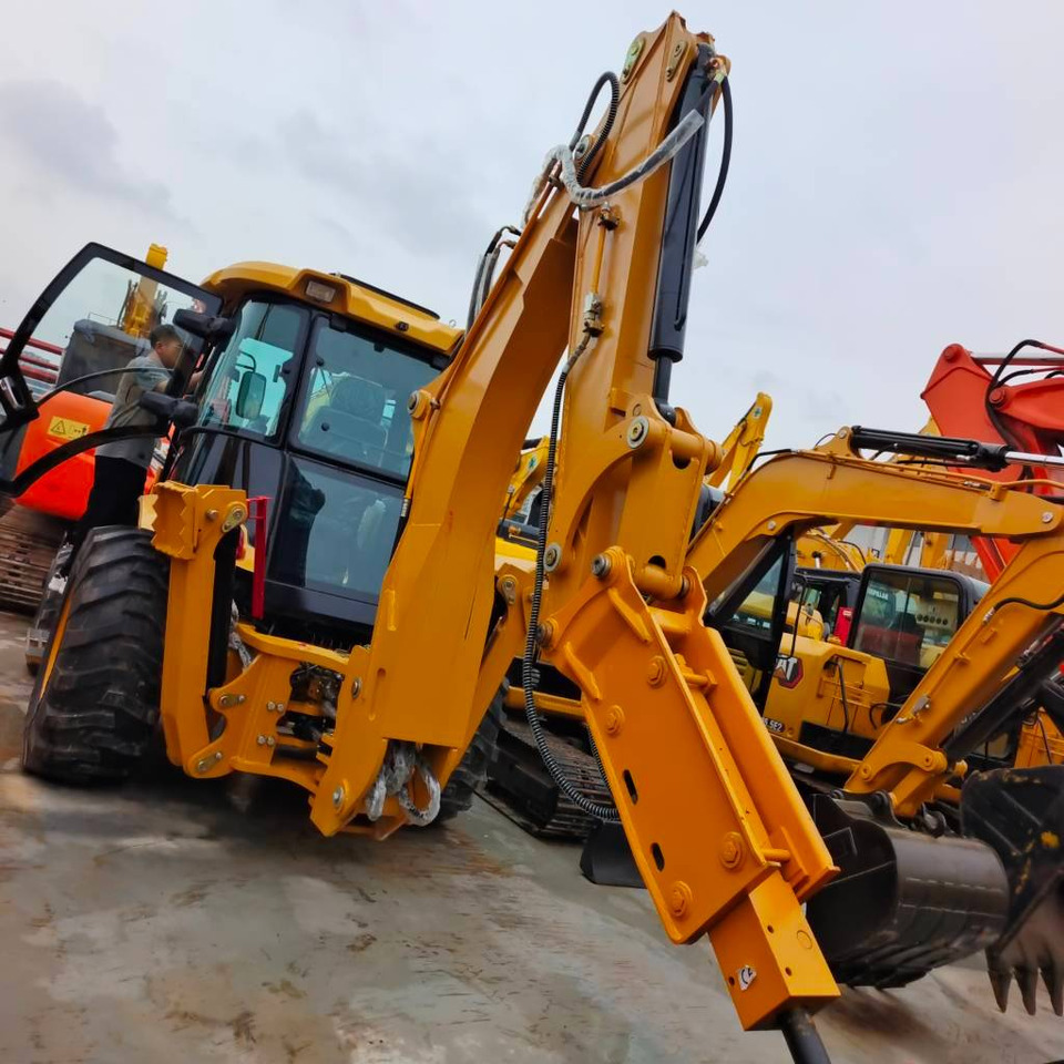 CAT 100% new caterpillar 420 F - Rýpadlo-nakladač: obrázek 1 CAT 100% new caterpillar 420 F - Rýpadlo-nakladač: obrázek 1
