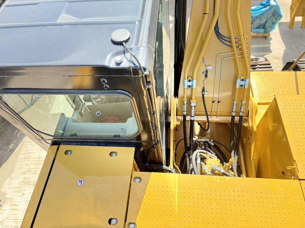 CAT 320GX - Pásové rýpadlo: obrázek 4 CAT 320GX - Pásové rýpadlo: obrázek 4
