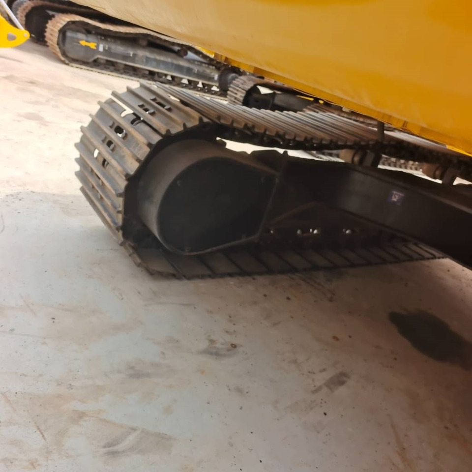 CAT 323 - Pásové rýpadlo: obrázek 4 CAT 323 - Pásové rýpadlo: obrázek 4