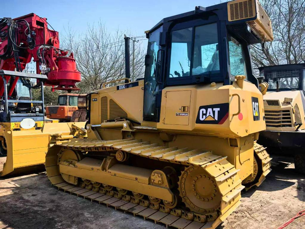 CAT D 6 K XLP - Grejdr: obrázek 2 CAT D 6 K XLP - Grejdr: obrázek 2