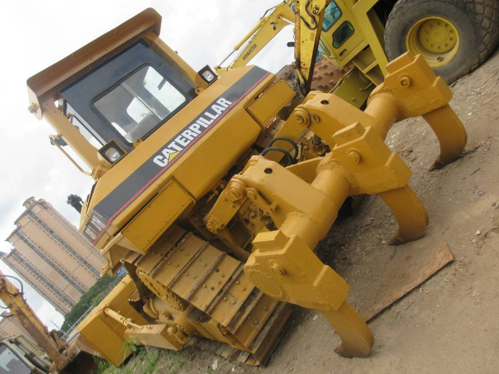 CAT D 7 H - Buldozer: obrázek 1 CAT D 7 H - Buldozer: obrázek 1