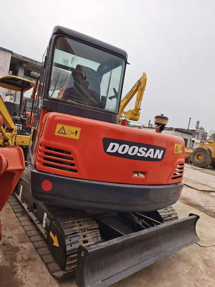 Doosan DH 60-7 - Mini rýpadlo: obrázek 3 Doosan DH 60-7 - Mini rýpadlo: obrázek 3