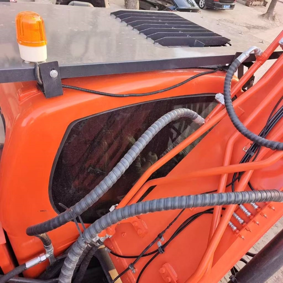 Doosan DX 300 - Pásové rýpadlo: obrázek 4 Doosan DX 300 - Pásové rýpadlo: obrázek 4