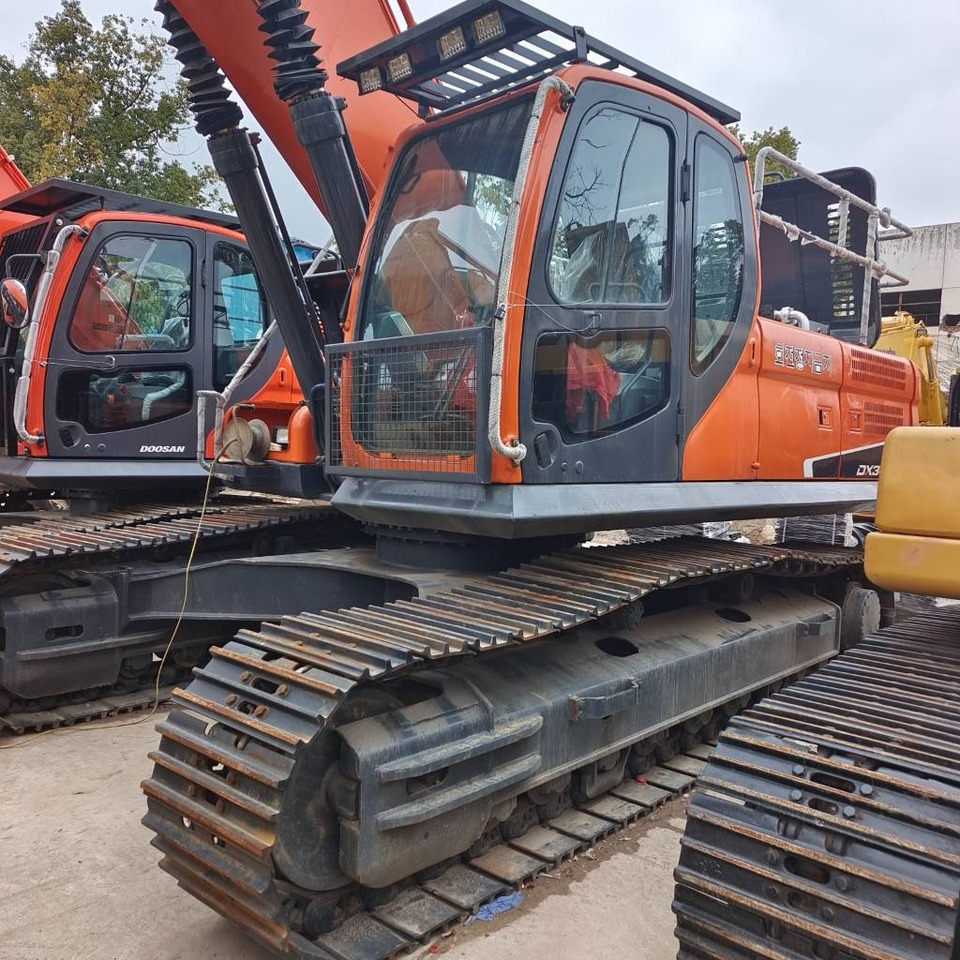 Doosan DX 300 LC - Pásové rýpadlo: obrázek 1 Doosan DX 300 LC - Pásové rýpadlo: obrázek 1