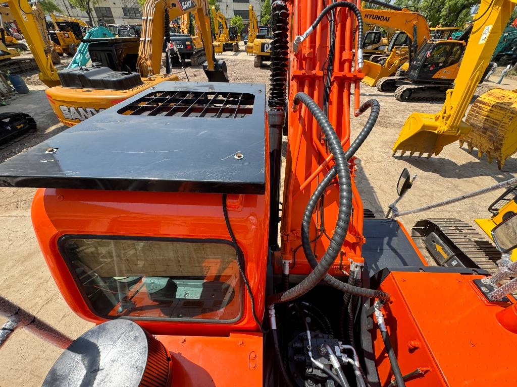 Doosan DX 300 LC - Pásové rýpadlo: obrázek 4 Doosan DX 300 LC - Pásové rýpadlo: obrázek 4