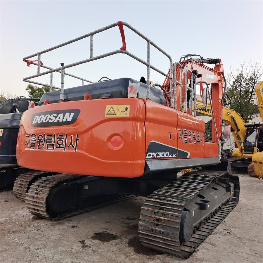 Doosan DX 300 LC - Pásové rýpadlo: obrázek 2 Doosan DX 300 LC - Pásové rýpadlo: obrázek 2