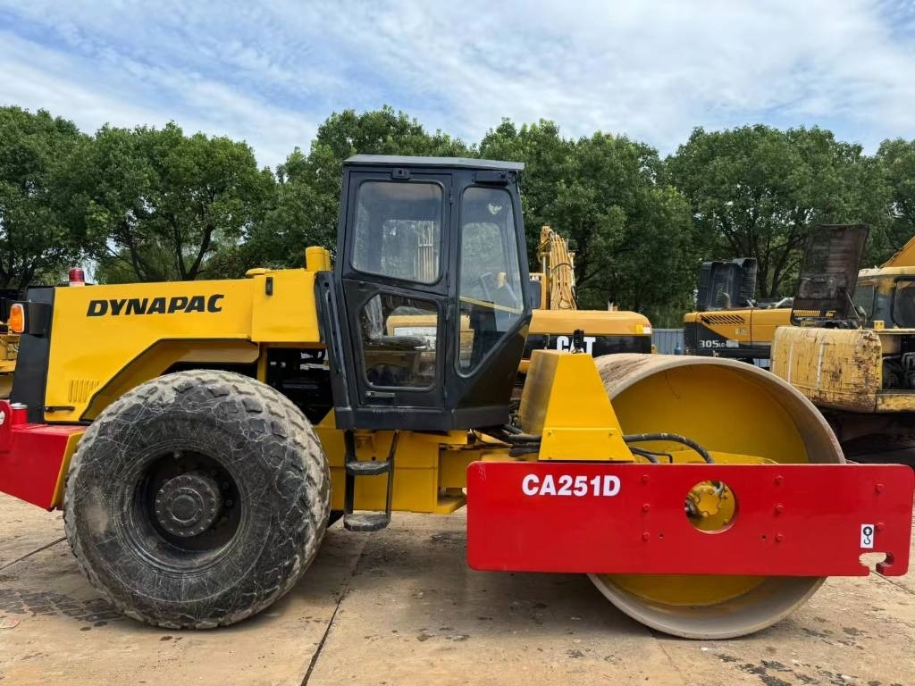 Dynapac CA 251D - Kompaktor: obrázek 5 Dynapac CA 251D - Kompaktor: obrázek 5