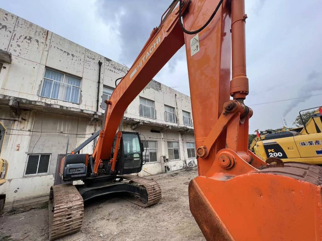 Hitachi ZX 240-3 - Pásové rýpadlo: obrázek 2 Hitachi ZX 240-3 - Pásové rýpadlo: obrázek 2