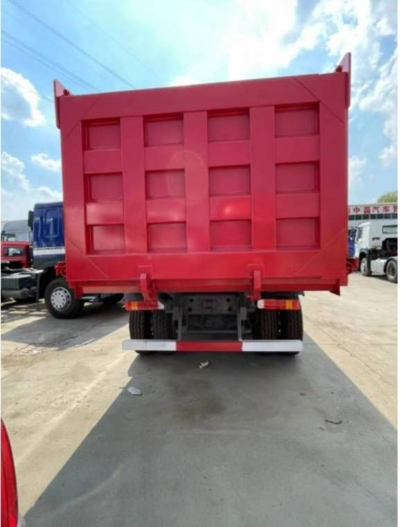 Howo 371 - Sklápěcí přívěs: obrázek 3 Howo 371 - Sklápěcí přívěs: obrázek 3