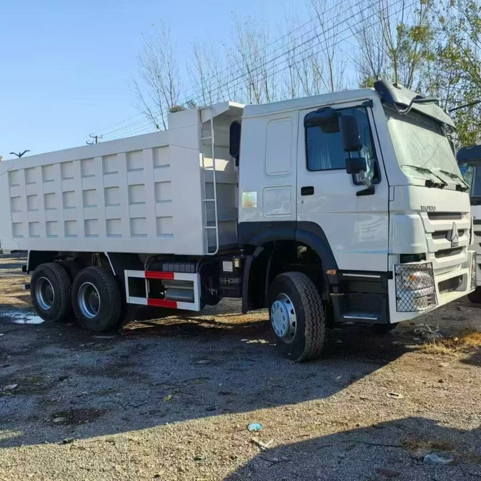 Howo 371 - Sklápěcí přívěs: obrázek 4 Howo 371 - Sklápěcí přívěs: obrázek 4