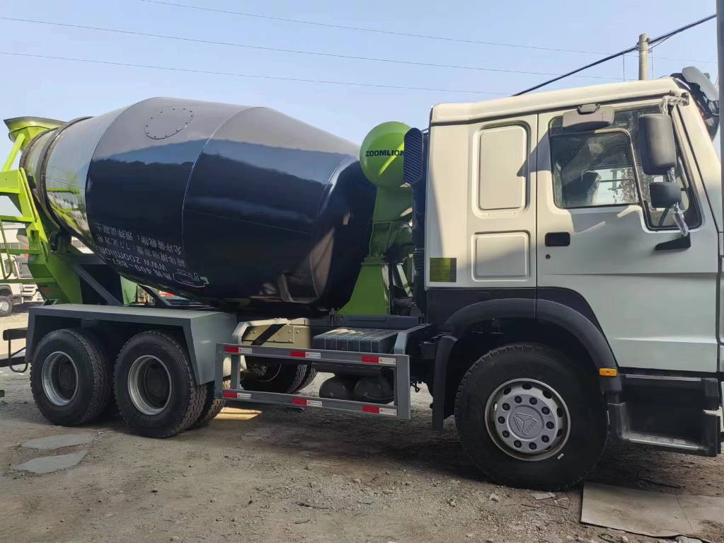 Howo 380 - Stavební míchačka: obrázek 1 Howo 380 - Stavební míchačka: obrázek 1