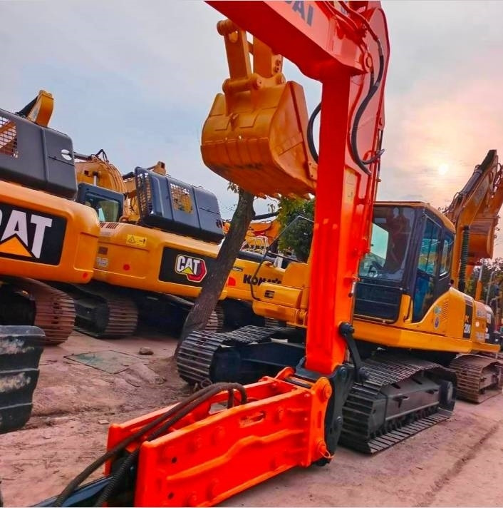 Hyundai 210 W-9 - Kolesové rýpadlo: obrázek 5 Hyundai 210 W-9 - Kolesové rýpadlo: obrázek 5