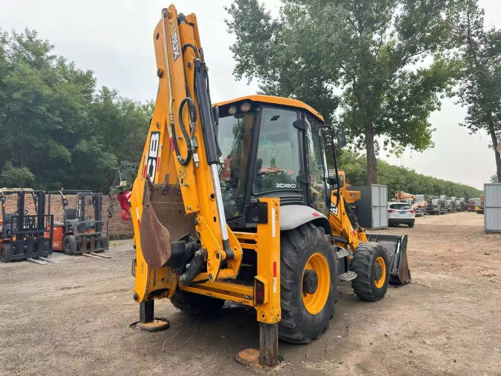 JCB 3 CX - Kolesové rýpadlo: obrázek 3 JCB 3 CX - Kolesové rýpadlo: obrázek 3