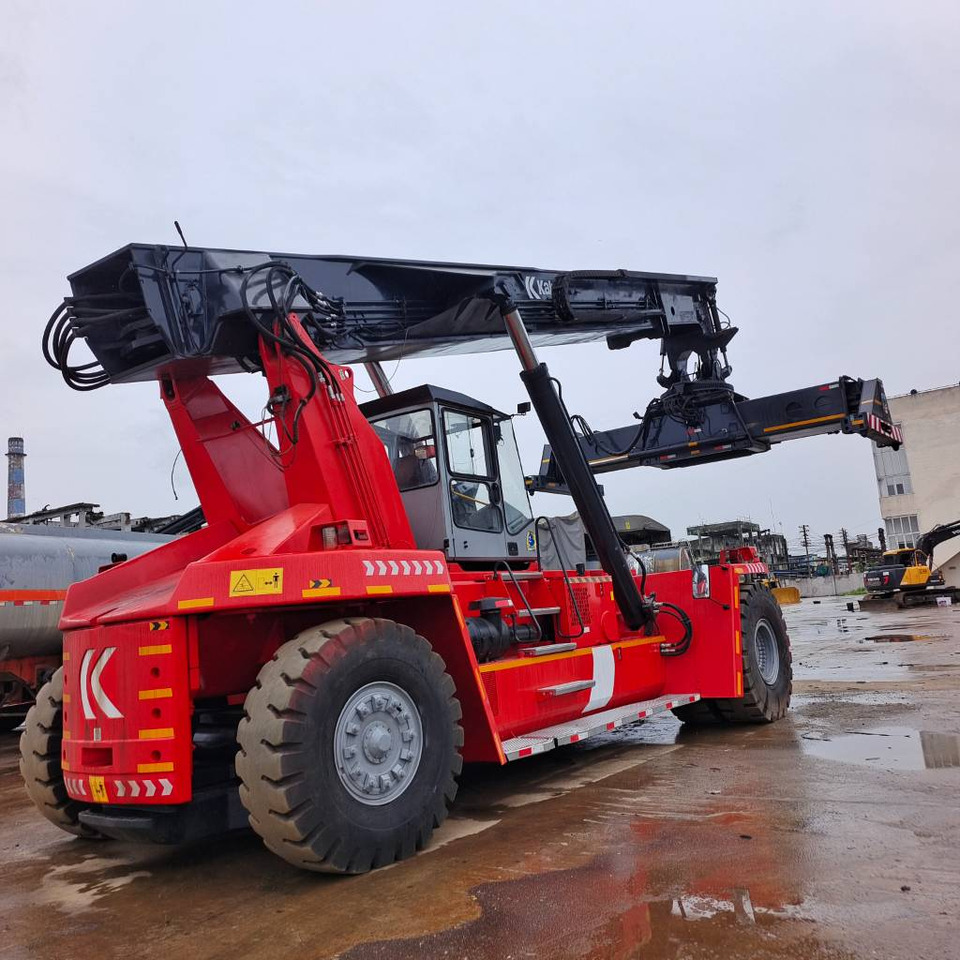 Kalmar DRF 450 - Reach stacker: obrázek 5 Kalmar DRF 450 - Reach stacker: obrázek 5