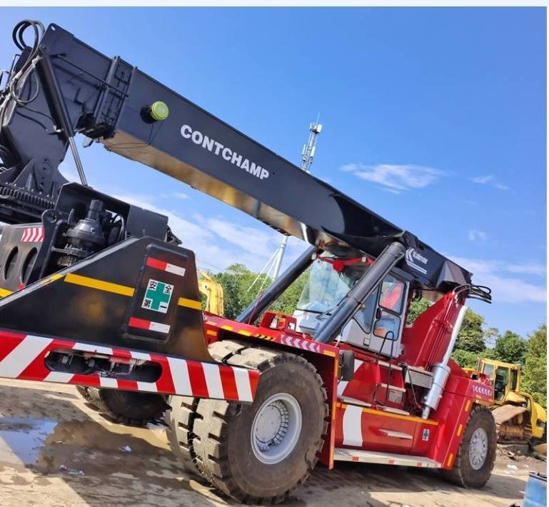 Kalmar DRF 450 - Reach stacker: obrázek 2 Kalmar DRF 450 - Reach stacker: obrázek 2