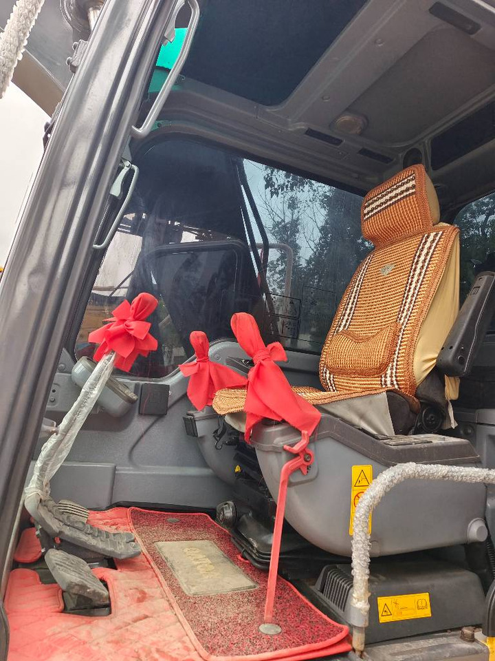 Kobelco SK 125 SR - Pásové rýpadlo: obrázek 4 Kobelco SK 125 SR - Pásové rýpadlo: obrázek 4
