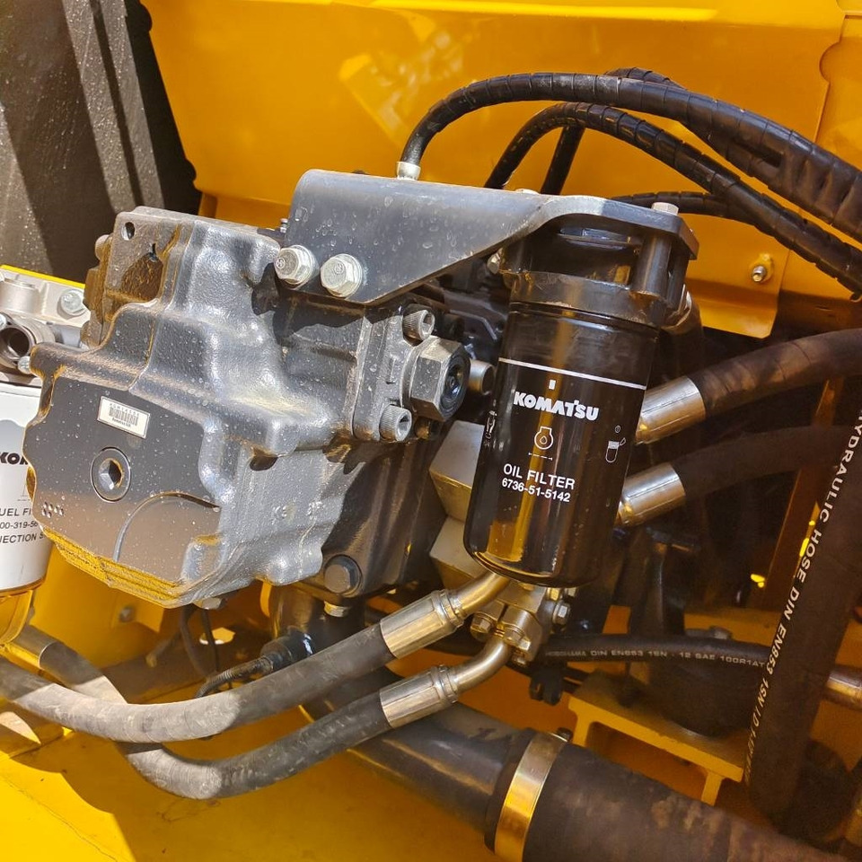Pásové rýpadlo Komatsu PC 200-8: obrázek 14