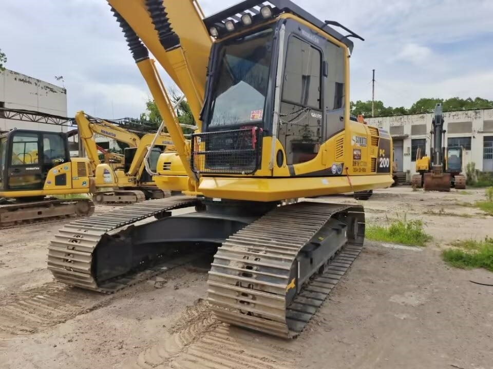 Komatsu PC 200-8 - Pásové rýpadlo: obrázek 3 Komatsu PC 200-8 - Pásové rýpadlo: obrázek 3