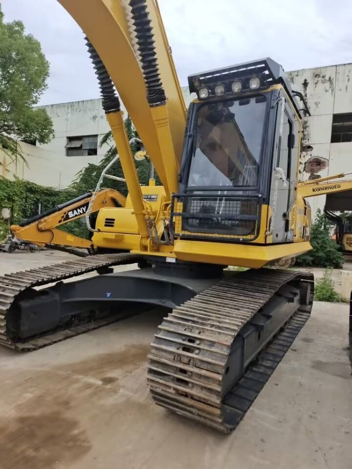 Komatsu PC 200 - Pásové rýpadlo: obrázek 2 Komatsu PC 200 - Pásové rýpadlo: obrázek 2