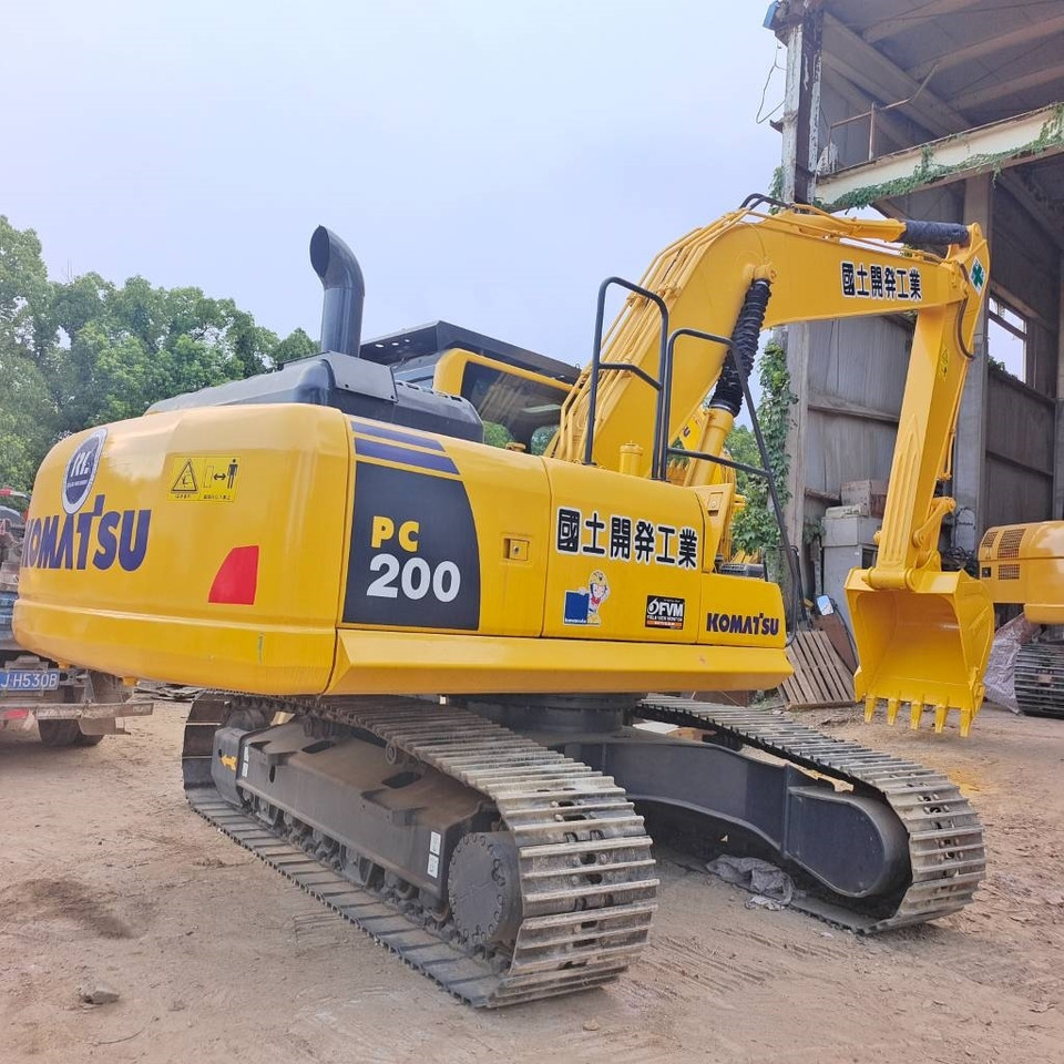 Komatsu PC 200 - Pásové rýpadlo: obrázek 4 Komatsu PC 200 - Pásové rýpadlo: obrázek 4