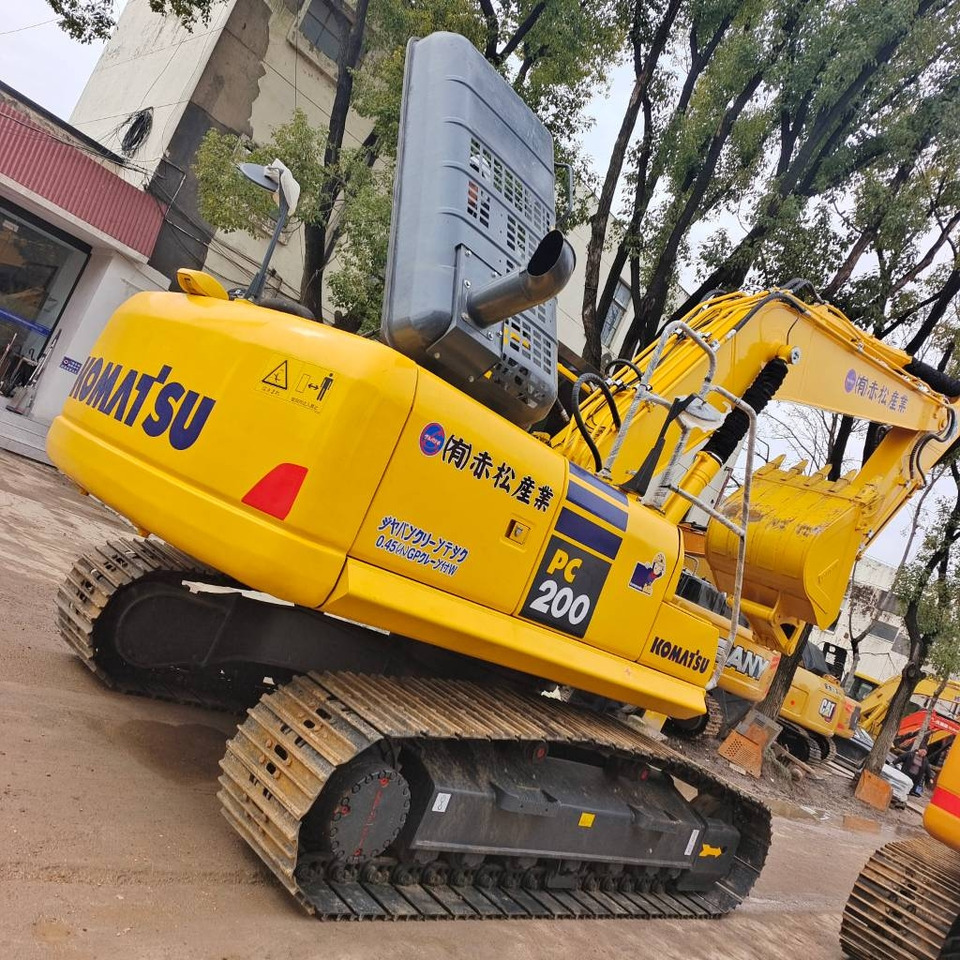 Komatsu PC 200 - Pásové rýpadlo: obrázek 1 Komatsu PC 200 - Pásové rýpadlo: obrázek 1