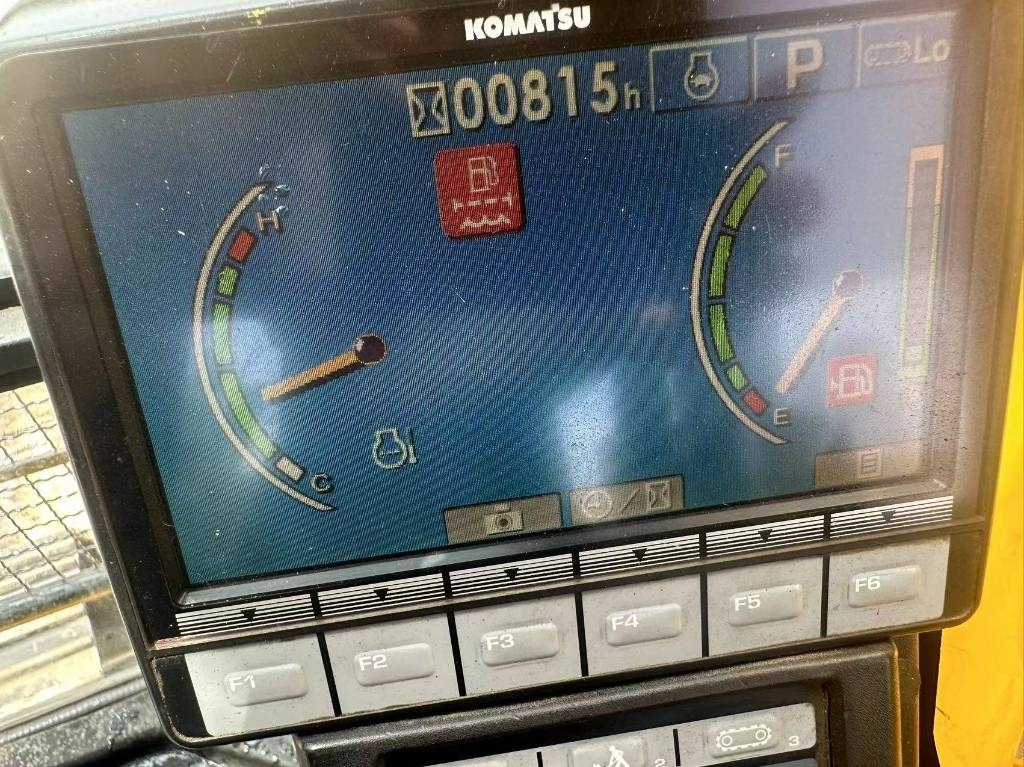 Komatsu PC 220-8 - Pásové rýpadlo: obrázek 2 Komatsu PC 220-8 - Pásové rýpadlo: obrázek 2