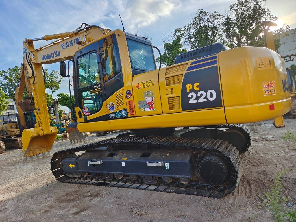 Komatsu PC 220 - Pásové rýpadlo: obrázek 1 Komatsu PC 220 - Pásové rýpadlo: obrázek 1