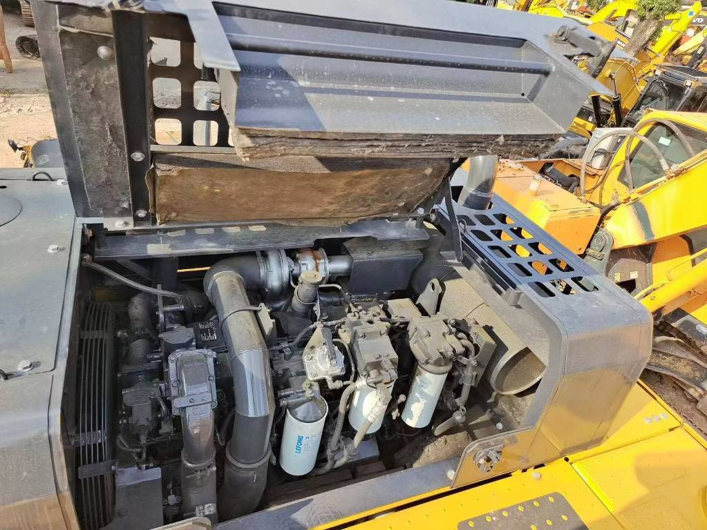Komatsu PC 400 LC-8 - Pásové rýpadlo: obrázek 4 Komatsu PC 400 LC-8 - Pásové rýpadlo: obrázek 4