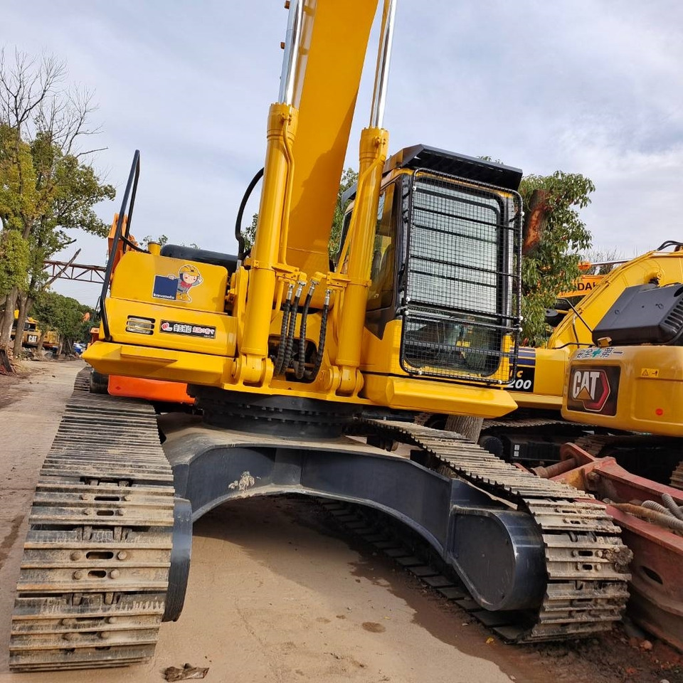 Komatsu PC 450 - Pásové rýpadlo: obrázek 2 Komatsu PC 450 - Pásové rýpadlo: obrázek 2