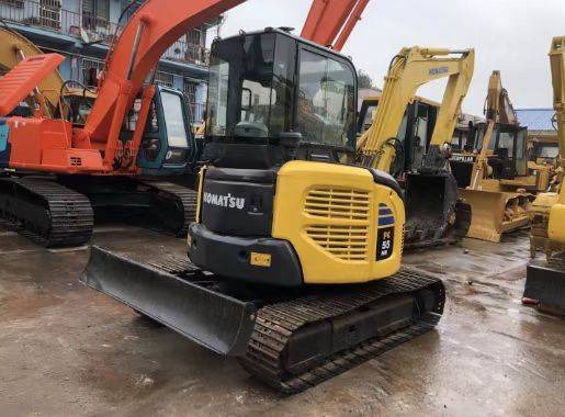 Komatsu PC 55 MR - Mini rýpadlo: obrázek 3 Komatsu PC 55 MR - Mini rýpadlo: obrázek 3