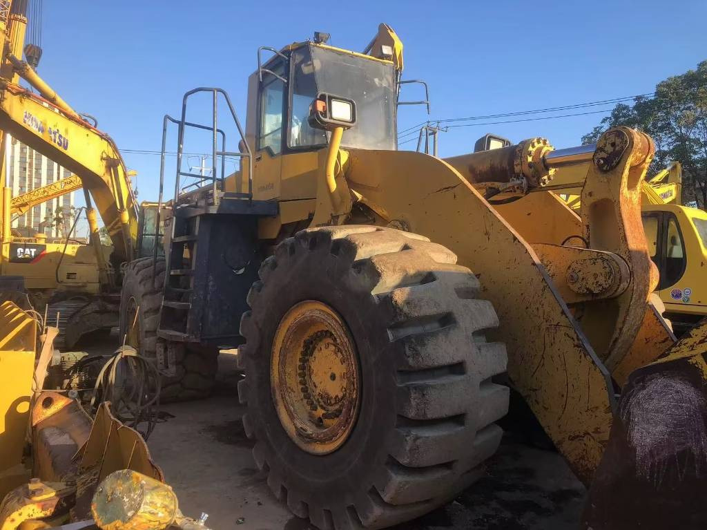 Komatsu WA 600-3 - Kolový nakladač: obrázek 5 Komatsu WA 600-3 - Kolový nakladač: obrázek 5