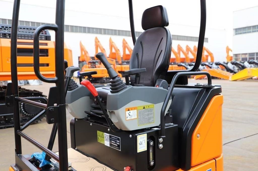 Lonking LG 6020 - Pásové rýpadlo: obrázek 3 Lonking LG 6020 - Pásové rýpadlo: obrázek 3