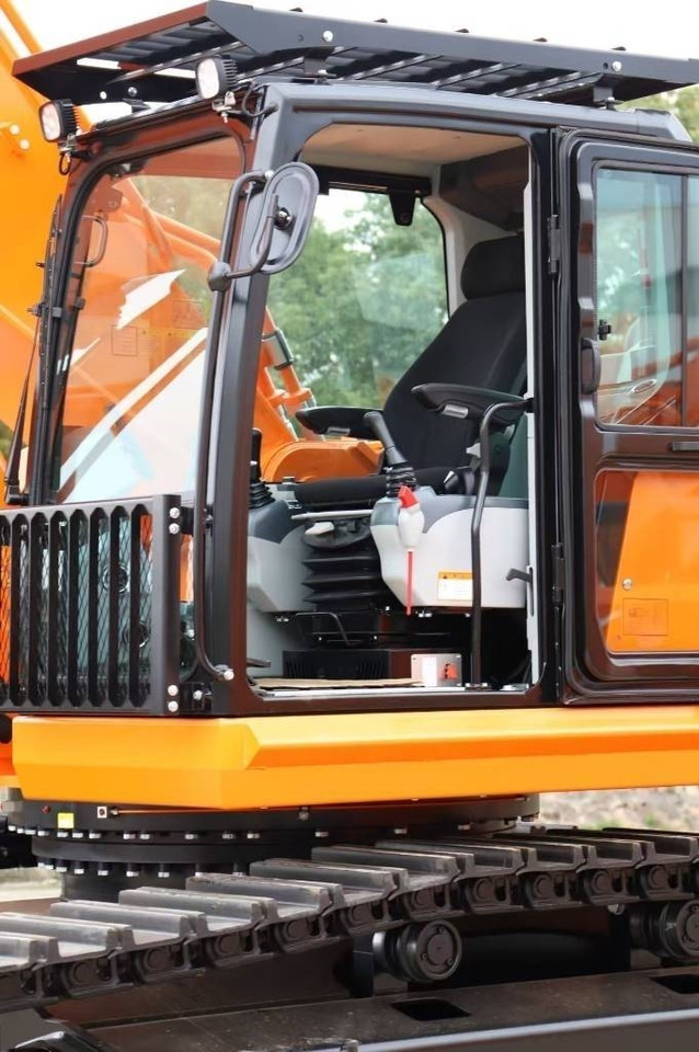 Lonking LG 6306 G4 100% Brand New Machine - Pásové rýpadlo: obrázek 4 Lonking LG 6306 G4 100% Brand New Machine - Pásové rýpadlo: obrázek 4