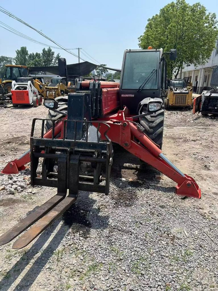 Manitou MT 1740 SL T - Smykový nakladač: obrázek 4 Manitou MT 1740 SL T - Smykový nakladač: obrázek 4