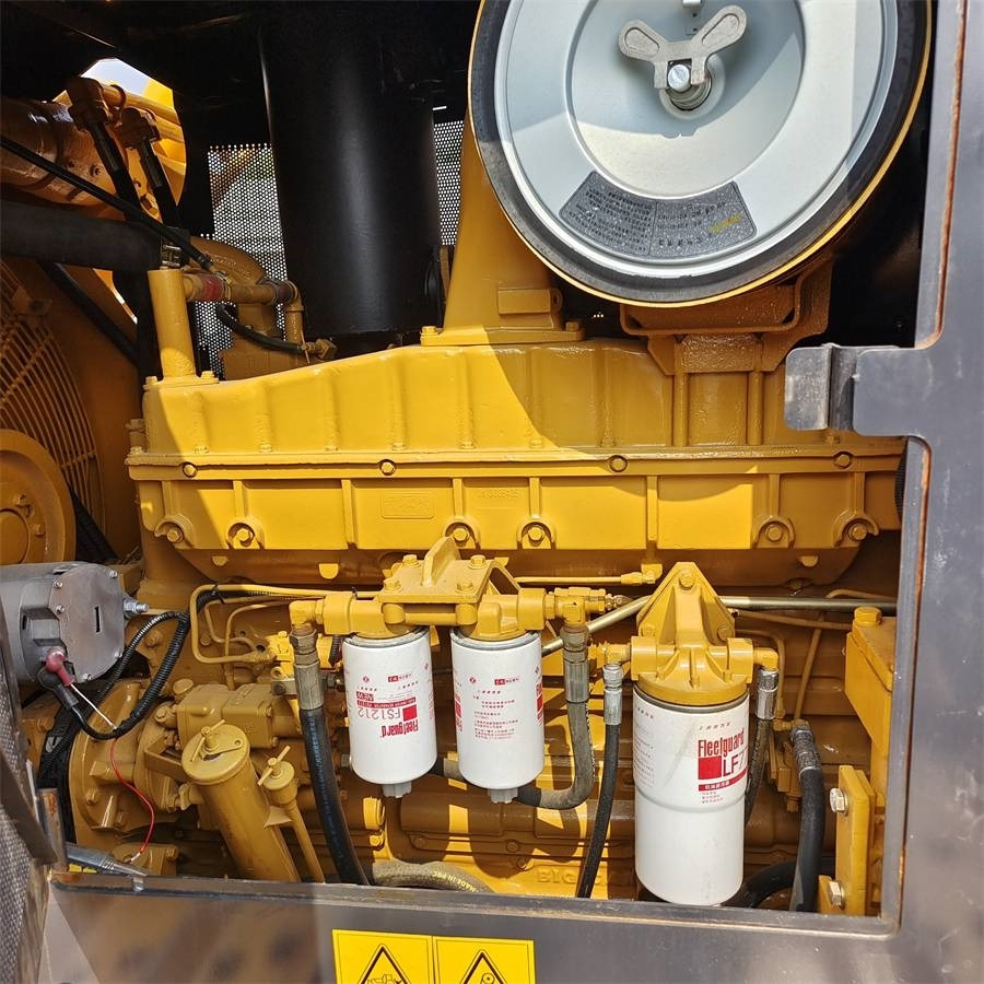 Shantui SD 32 - Buldozer: obrázek 5 Shantui SD 32 - Buldozer: obrázek 5