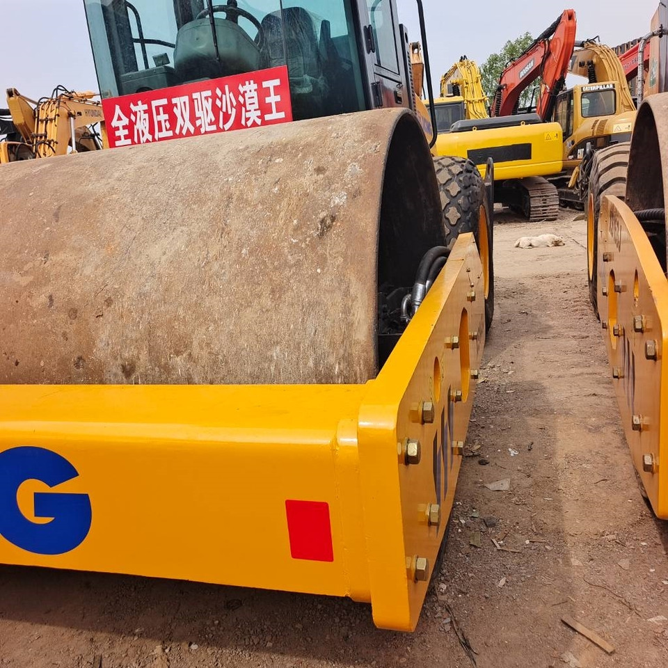 XCMG XS 143J - Kompaktor: obrázek 3 XCMG XS 143J - Kompaktor: obrázek 3