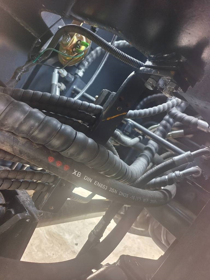 Kolový nakladač XCMG ZL 50 GN: obrázek 16