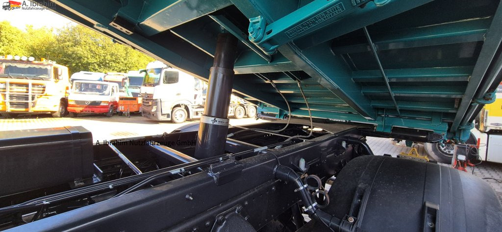 ANDERE Meiller 18t Aufbau sehr sauber Aufbau komplett - Sklápěcí nástavba: obrázek 4 ANDERE Meiller 18t Aufbau sehr sauber Aufbau komplett - Sklápěcí nástavba: obrázek 4